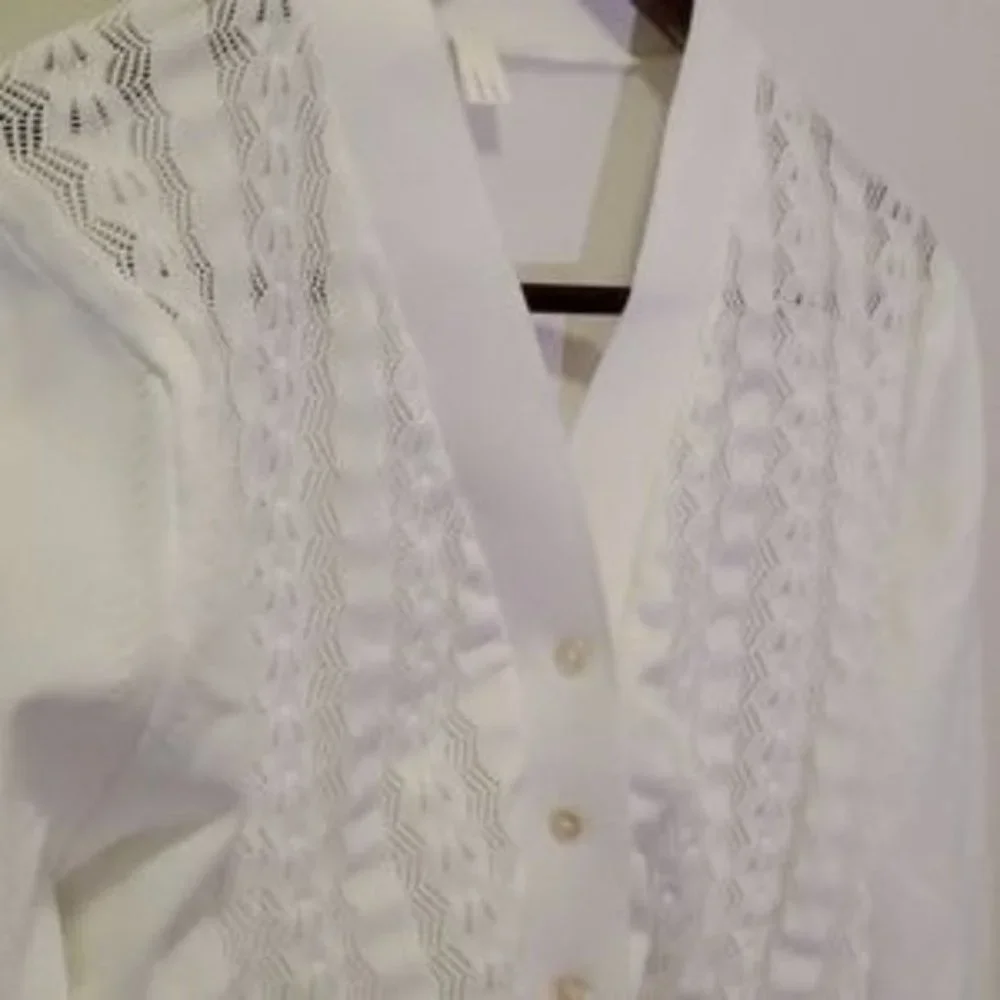 Vintage Woman's Sweater Cardigan Textured White Knit - Picture 6 of 10